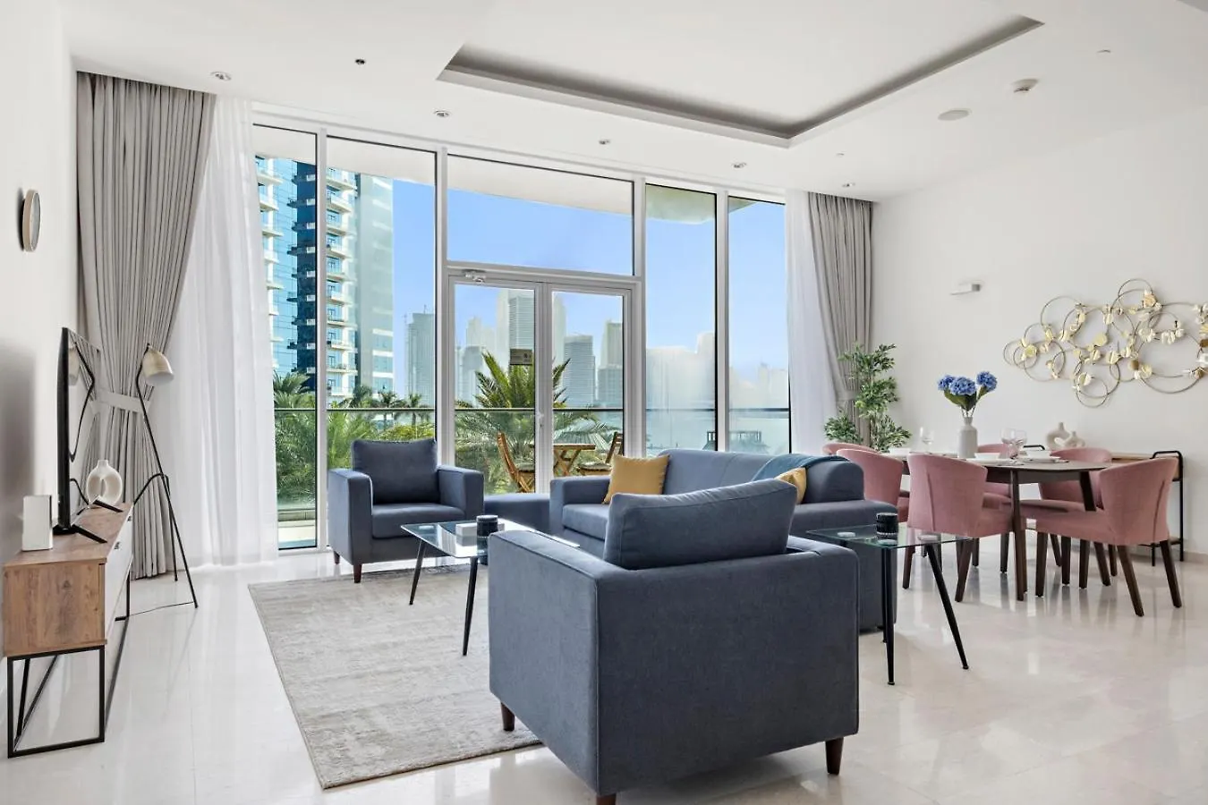 Luxury 1Br - Leisure Facilities Access - Sea View Apartment Dubai