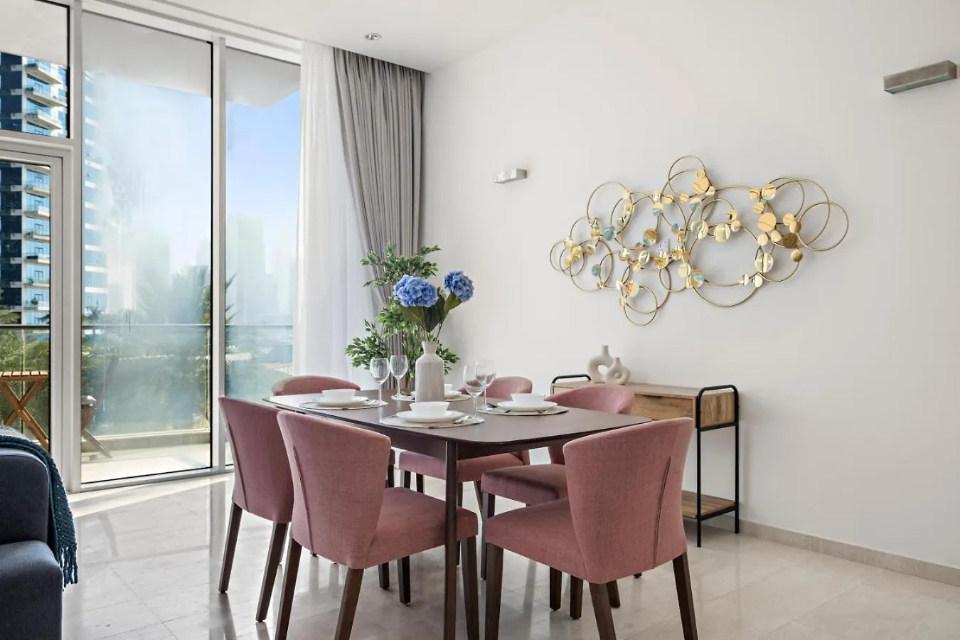 Luxury 1Br - Leisure Facilities Access - Sea View Apartment Dubai 0*,  United Arab Emirates
